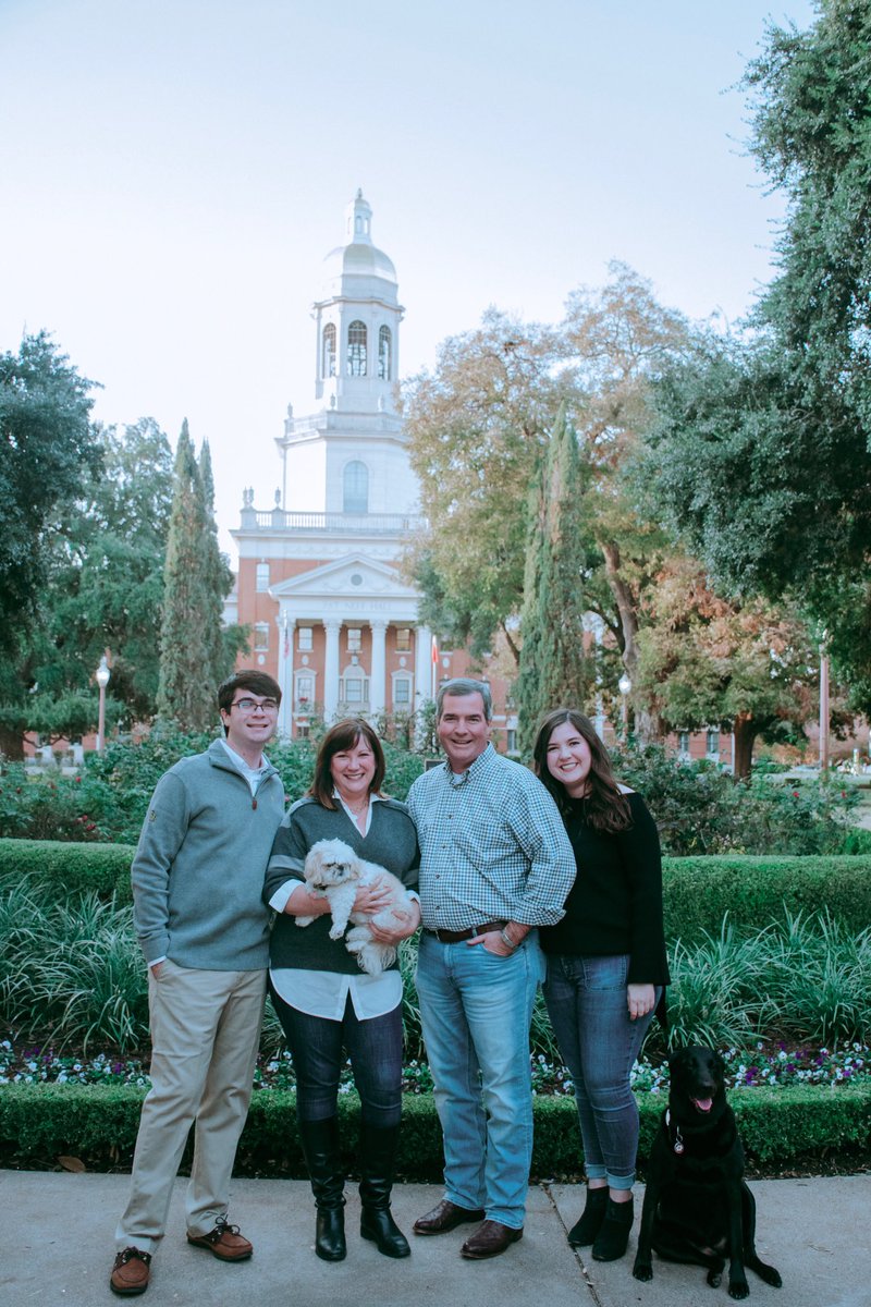 laurappowers's tweet photo. #sicem Bears!  Sam#BU22 Laura #BU90 Matt #BU89 Megan #BU20 https://t.co/2t4vh6M5Ek