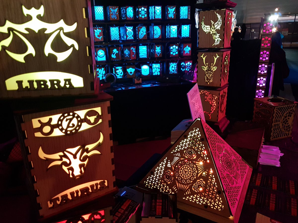 YourLightBox's tweet image. We just launched our 3 weeks of Christmas Coupons Campaign! Sign up now to save big on LightBox Project ambiance decor and accessories from now until Christmas:
lightboxproject.ca/subscribe-for-…