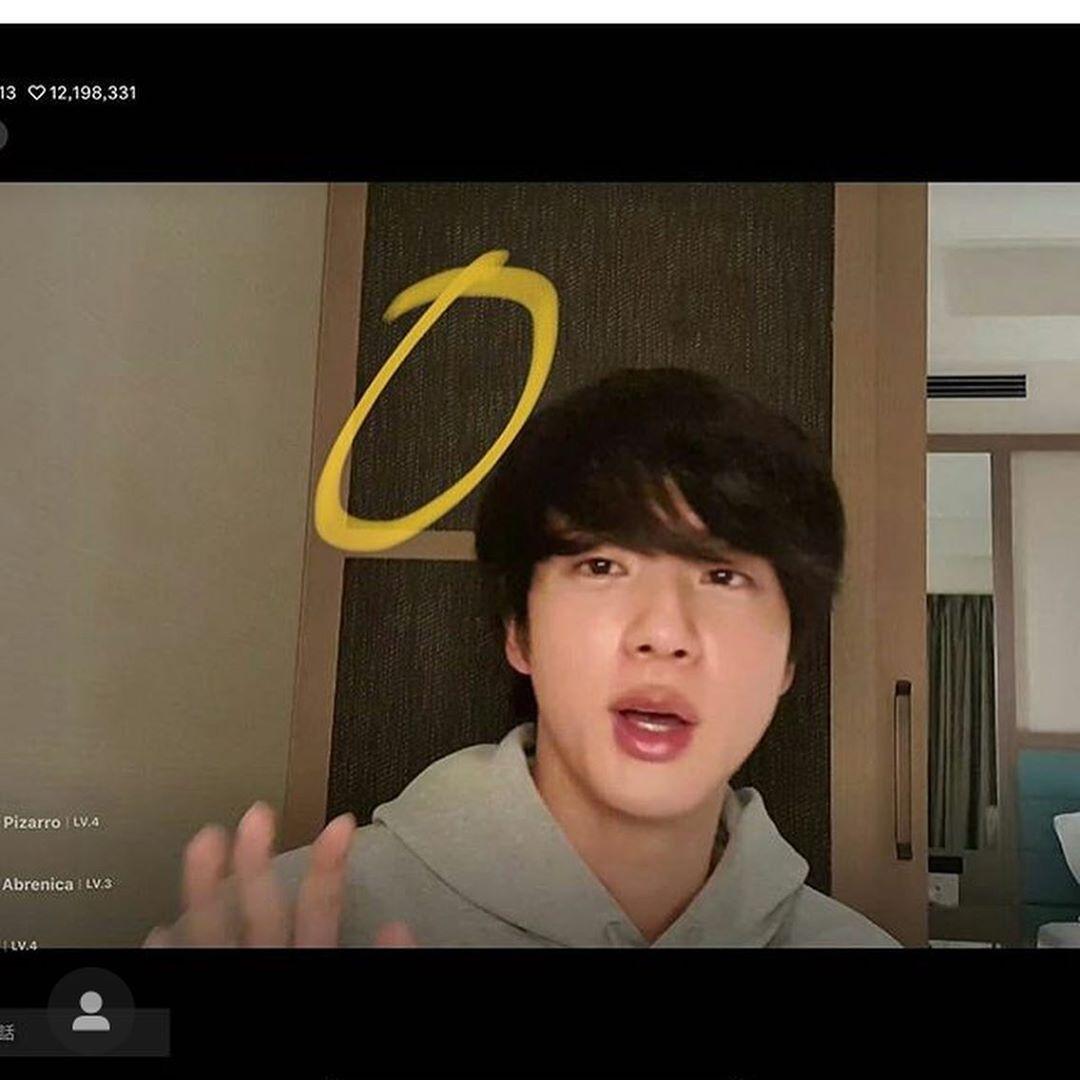 JeongyLovely's tweet photo. BTS and TWICE in same hotel yesterday 🤔🤔 https://t.co/4axAPEYzv1