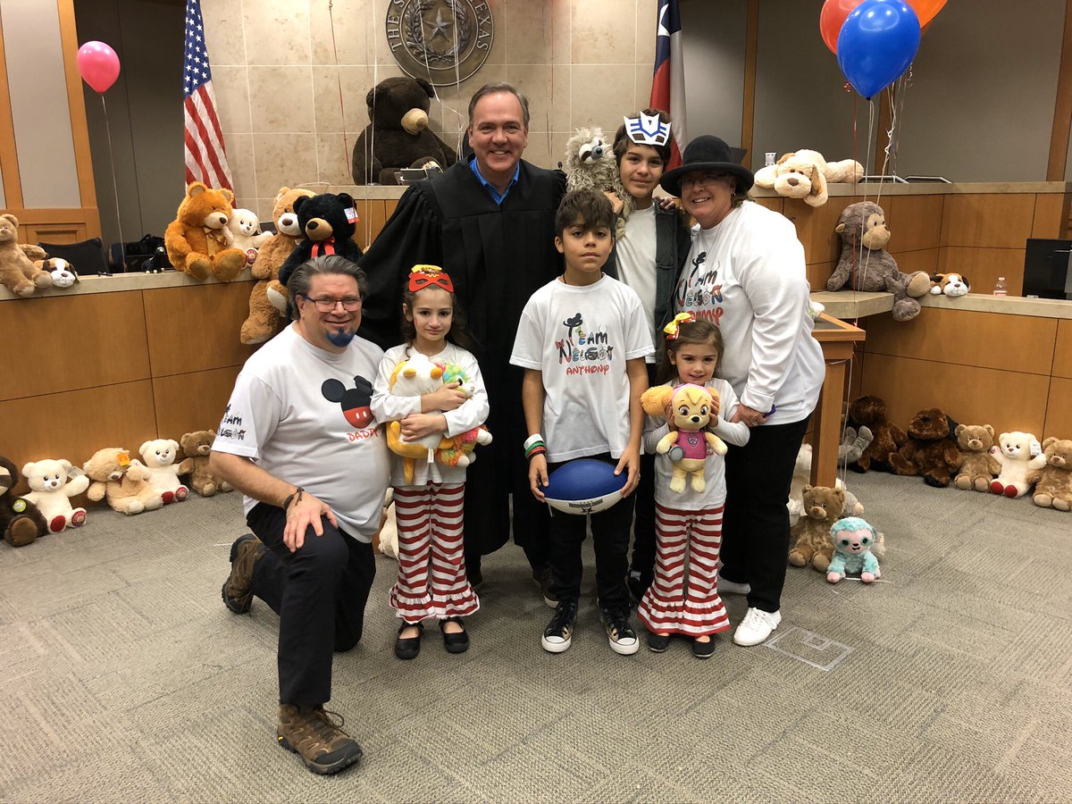 MelindaNelson's tweet photo. Our favorite tradition of the year with our favorite judge! Adoption changed our lives. Love our family @BluebeardJack . #teamnelson #thanksgivingtradition #judgejohnroach #nationaladoptionday #collincountynad #familiesdonthavetomatch https://t.co/IxnnnPYC9K