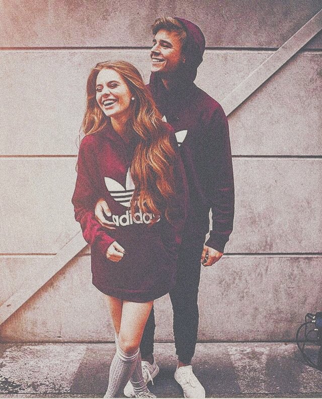 ThxQueenOfFire's tweet photo. ━ 🔥 Mi ropa va a oler a carne por una semana. 

     ↳ Hiccup y Merida

     →#Mericcup https://t.co/zasFvCCLHD