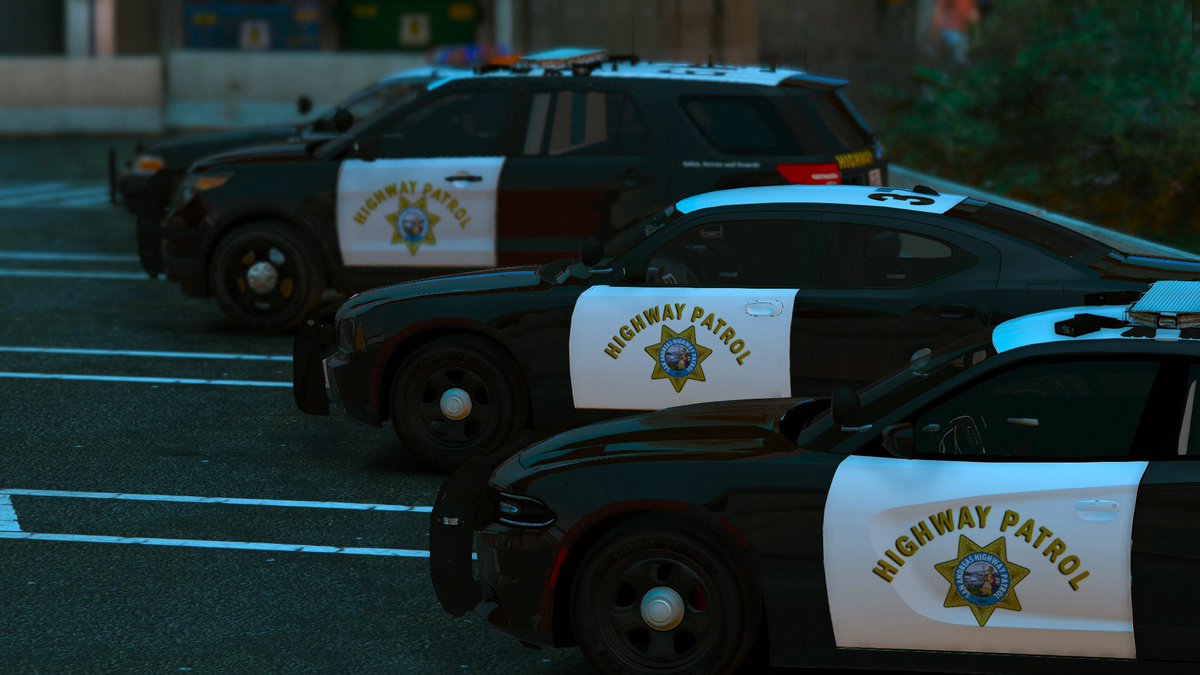 Sahp_official's tweet photo. La San Andreas Highway Patrol dispose d'un large parc automobile afin de remplir toutes ses missions. https://t.co/cruo0NRTFZ