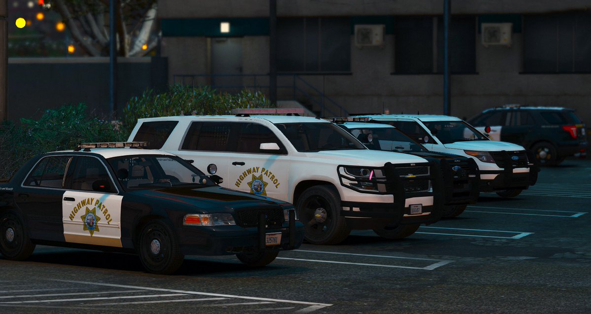 Sahp_official's tweet photo. La San Andreas Highway Patrol dispose d'un large parc automobile afin de remplir toutes ses missions. https://t.co/cruo0NRTFZ