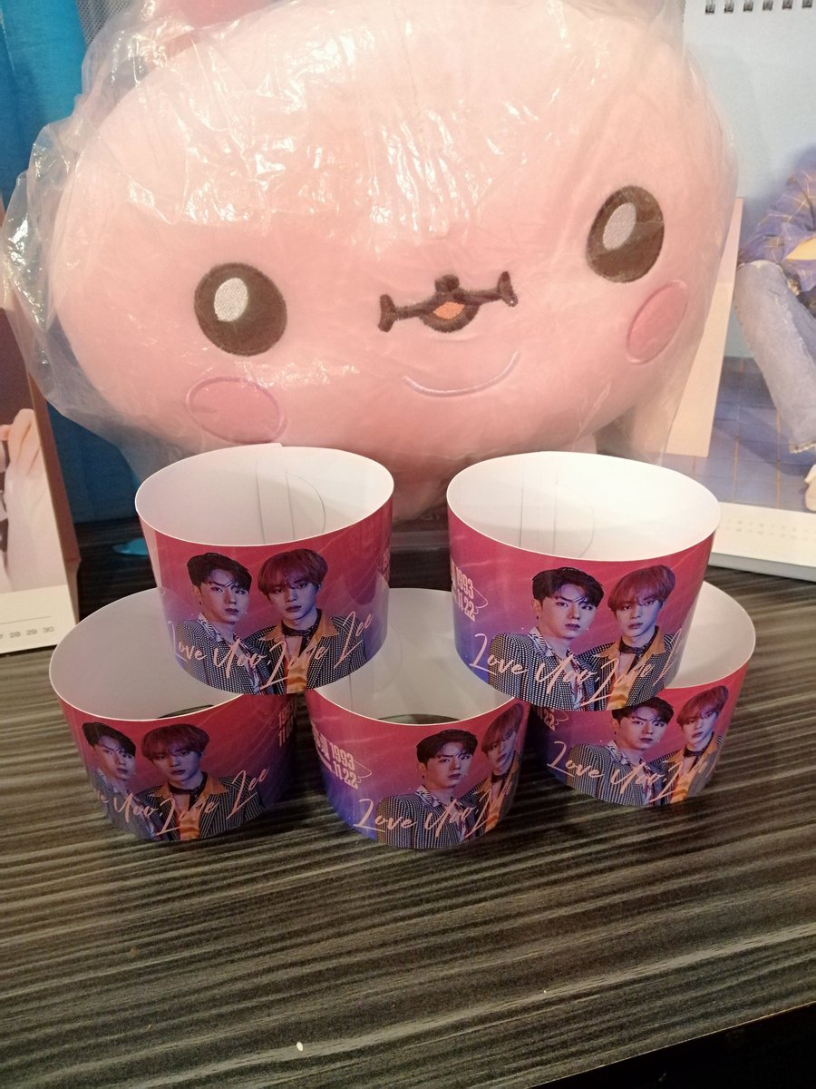 lmhksh0326's tweet photo. To  @KihyunPH, @MinhyukPH and @DavaoMonbebes Admins who made this cupsleeeve event possible. Thank you 😊😘💖 #LoveYouLoveLee_DVO https://t.co/Ia65MyAIr2