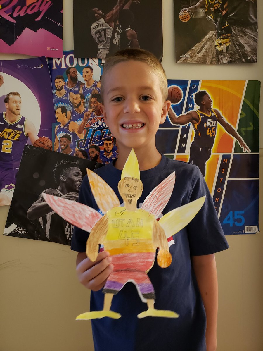 mrobertson2184's tweet photo. We know who he's thankful for this year! #takenote #lesolsonit @utahjazz @spidadmitchell https://t.co/BepVKw4OWP