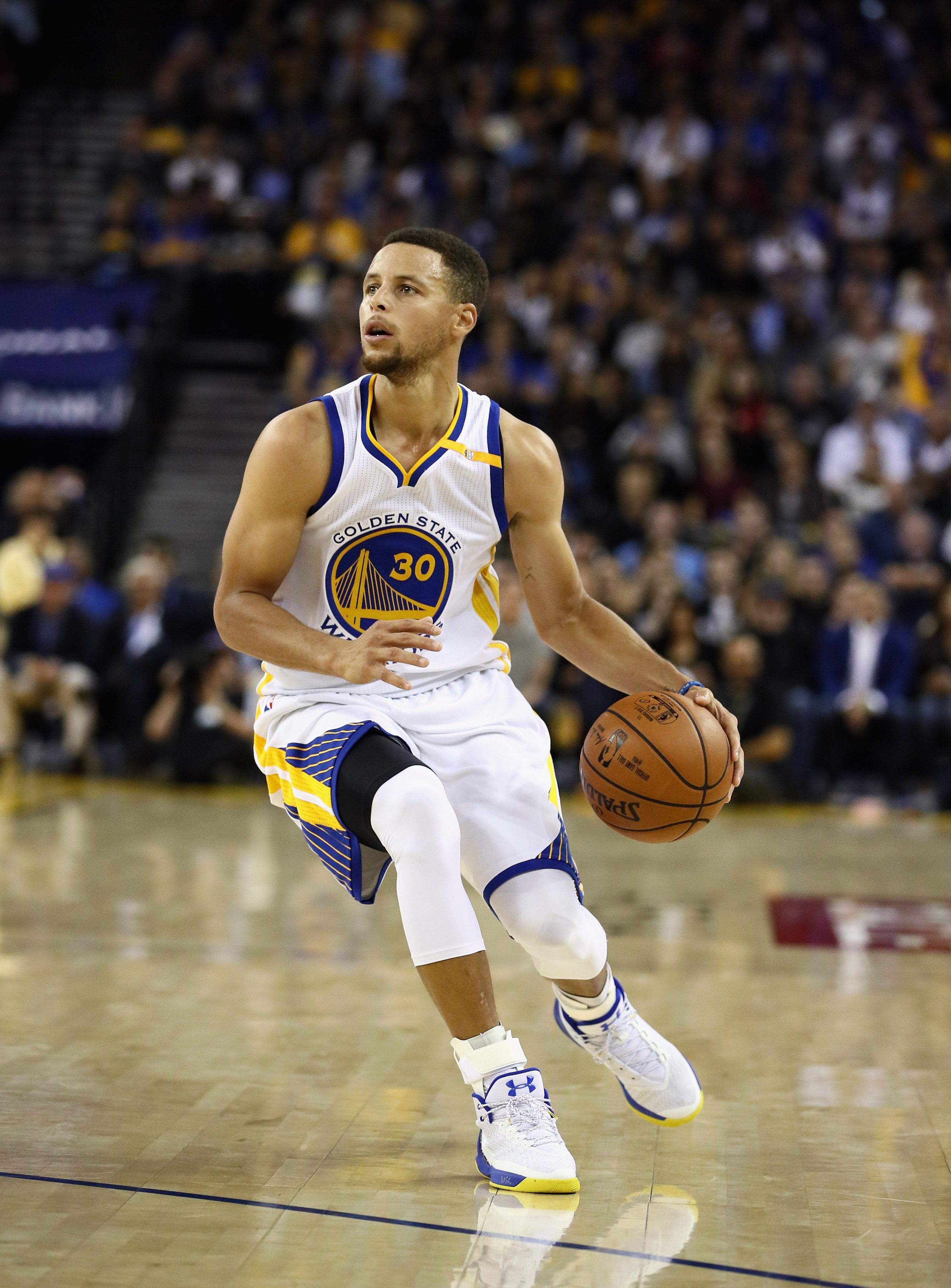 Steph curry 13 threes hotsell
