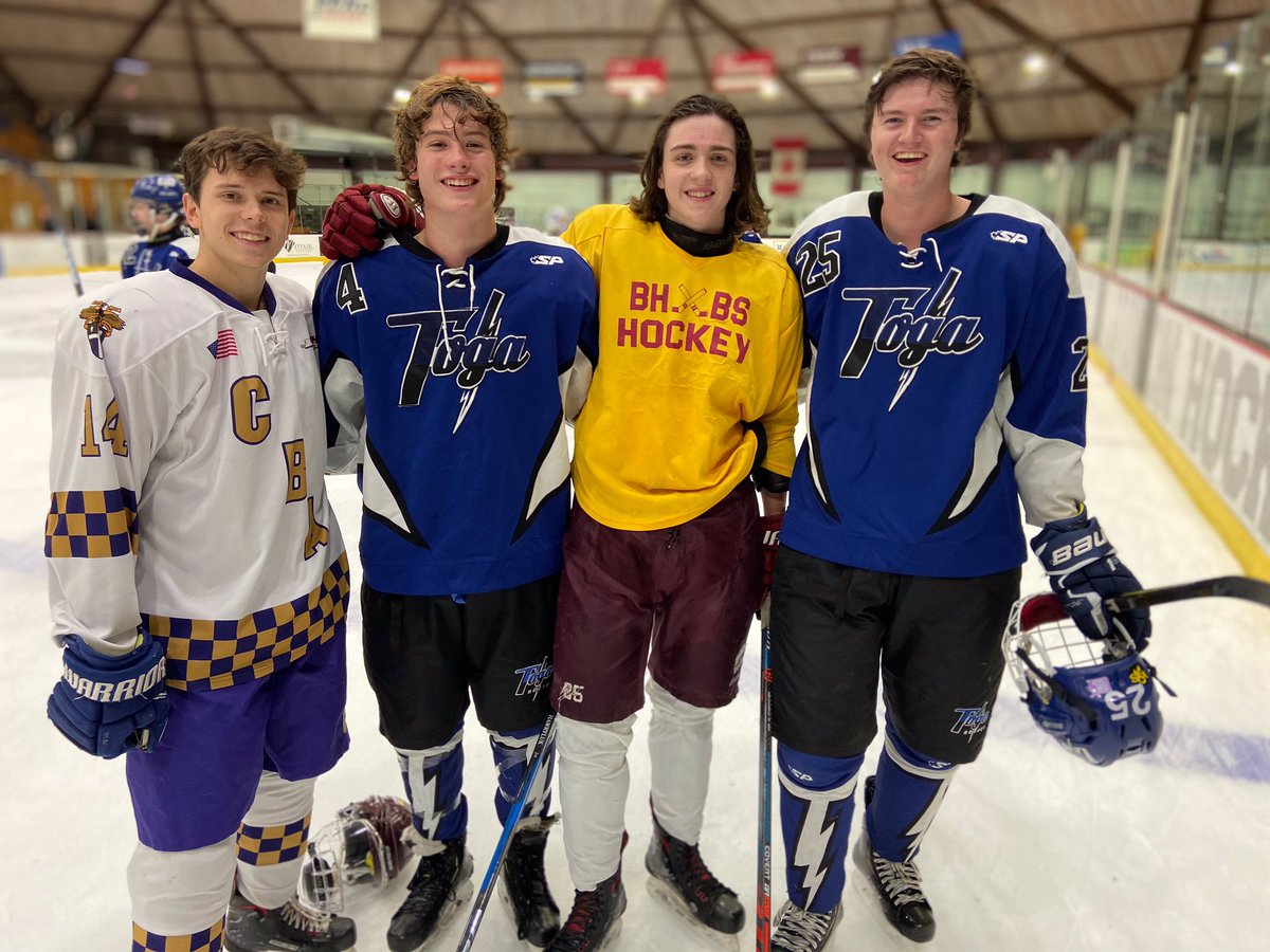 HockeyToga's tweet image. Few pics from the some of the 518s finest as @CBA_Puck @BHBSHack @shenhockey take on each other at Union in the preseason jamboree!#section2pride