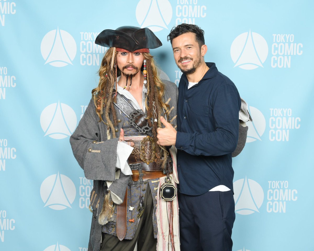 昨日。朝から雨の中耐え。海賊に。 念願のオーリーと撮影できた