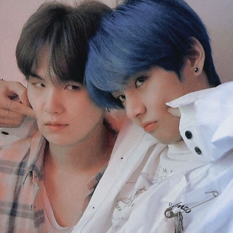ybs_squad's tweet photo. i love them, fuck
lindos demais

#taegi #yoongibottom #bottomyoongi #sugav #daeguboys #taetop #taehyungtop 

#dgirl https://t.co/nqeIHT9WDB