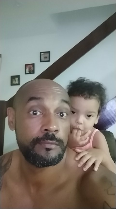 treborwilliam's tweet photo. #ShootoNoCombate @canalCombate William (OGRO), da academia Stella Fight, ligado no Canal Combate. Filhinha Cecília no clima.
#shootonocombate https://t.co/RLUCvw6mdr