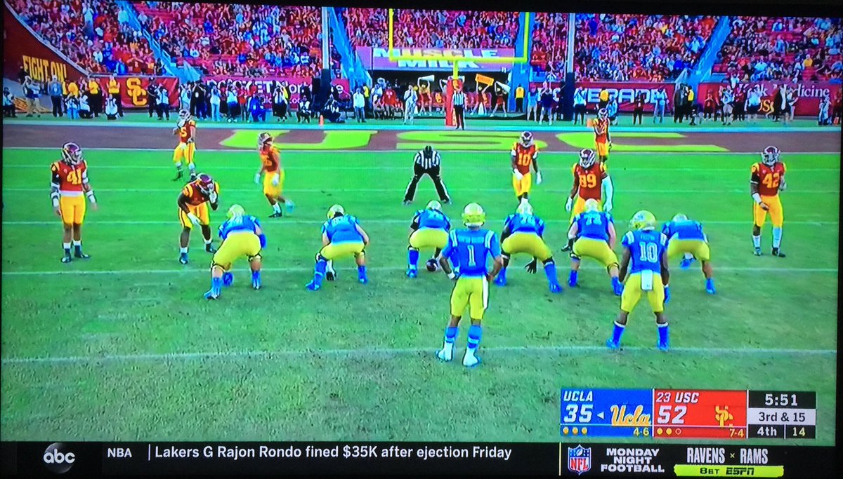 DN_DEAN's tweet image. Big Reapect to #Califootball with these two rivals!!
#USCvsUCLA #CollegeGameDay