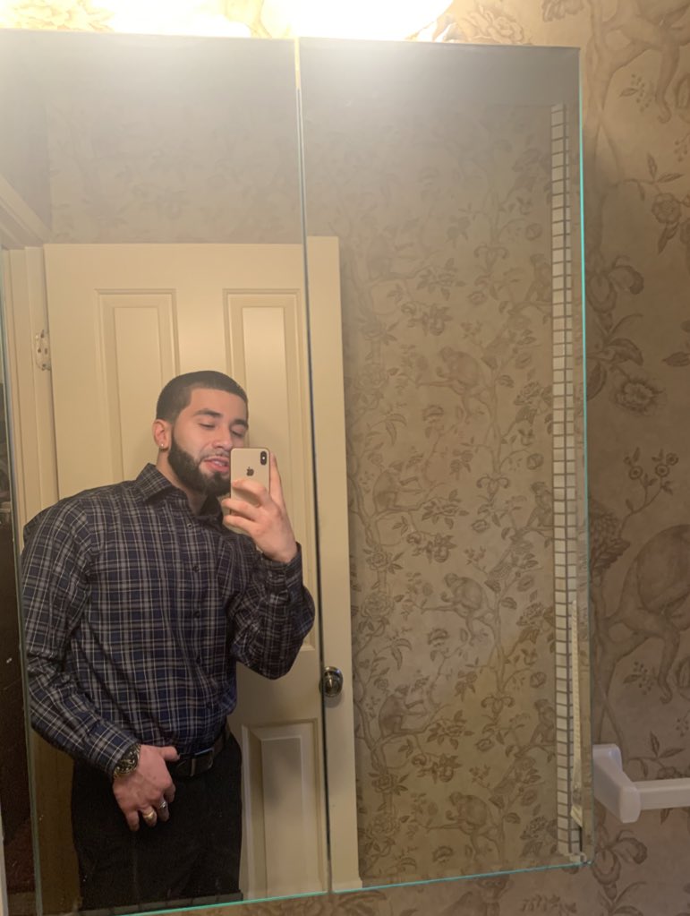 Basedchuu's tweet image. Yeee