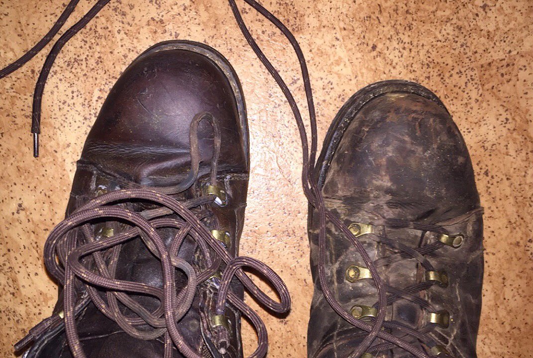JEBOutdoors's tweet image. Editing videos this weekend so stay tuned for new content next week! Until then enjoy a view of the “before” and “after” of some boot maintenance. 
#BootMaintenance #caterpillarboots #Caterpillar #BeforeAndAfter