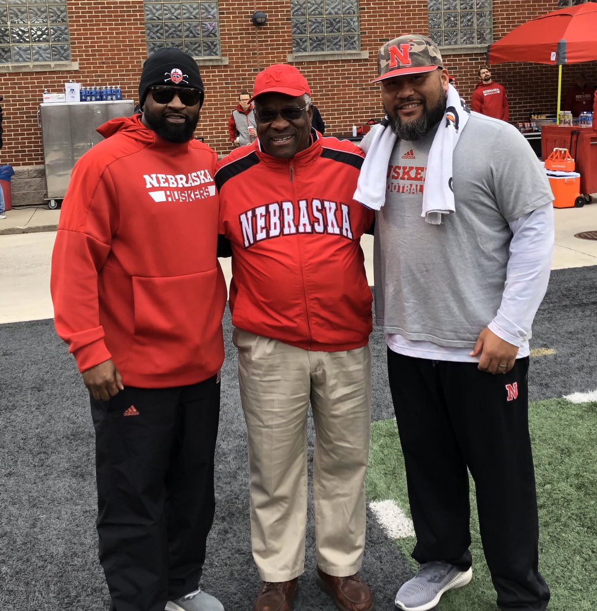 CoachTuioti92's tweet image. Big S/O to the @HuskerFBNation and Supreme Court Justice Clarence Thomas for helping us get this road WIN🤙🏽 #Blackshirts #GBR☠️🌽
