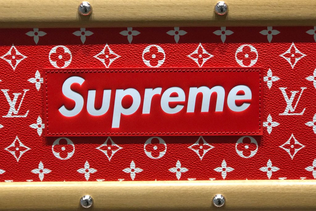 SUPREME x Louis Vuitton Collection bit.ly/2KYbDoJ #LouisVuitton #Supreme #SupremeLouisVuitton