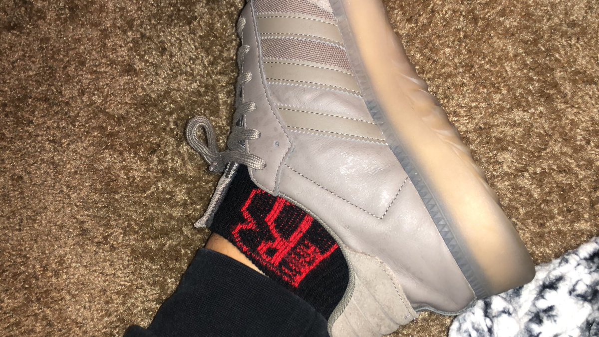 BobbyDeezNutz's tweet photo. most expensive socks iβve ever bought. #andybs https://t.co/bmKP7TXpOg