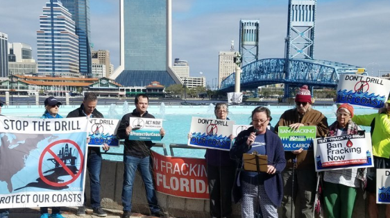 PlasticPollutes's tweet photo. Trump & his fossil fuel allies want to use our tax dollars to prop up a massive petrochemical project in Appalachia. It would be a disaster for communities living near this buildout, & would also be a huge setback for fighting climate change. https://t.co/L4NN6VaNa0 https://t.co/Dotvg9I7yK
