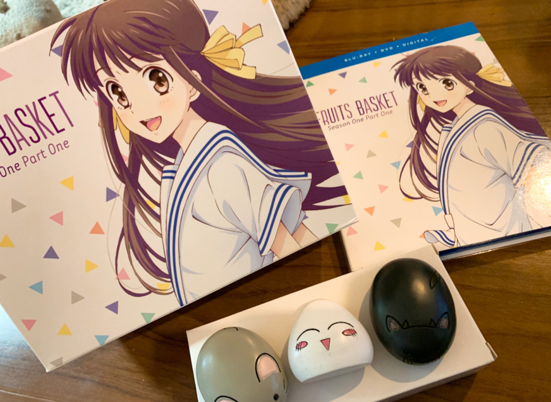 高屋奈月 フルバアニメの海外版が届きましたよ W T Co Vr7kwbe9ui Twitter