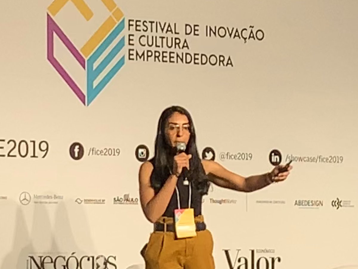 Inspiring presentations from <a href="/PhilMitsopoulos/">Phil Mitsopoulos</a> and <a href="/NuraElb/">Noor 🍉</a>  sharing interesting insights about Artificial Intelligence, Creative Industries and the innovation ecosystem in #Montreal 🇨🇦, at #FICE2019, on the first day of <a href="/sptechweek/">São Paulo Tech Week</a>