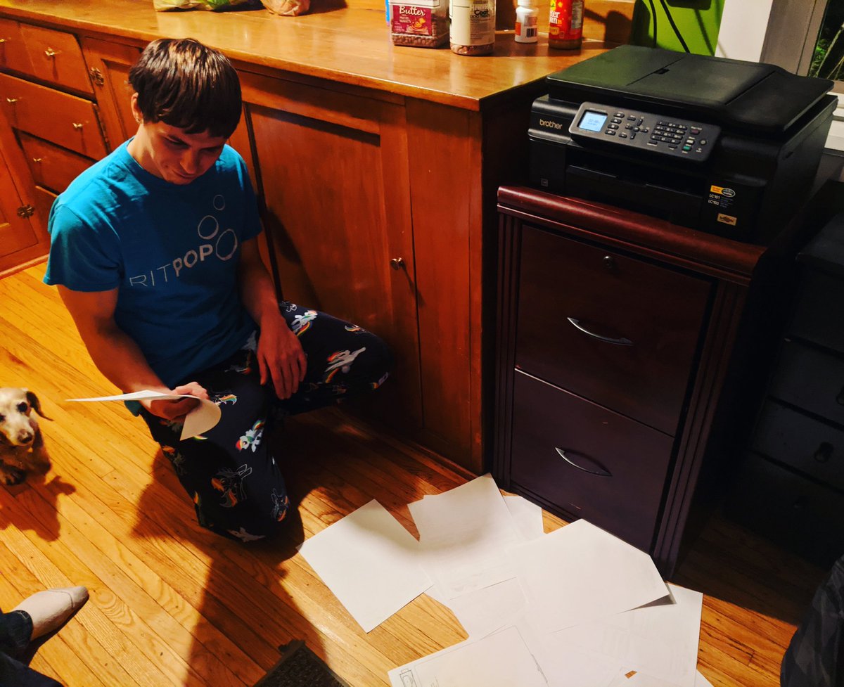 ModMyMods's tweet photo. When the printer tray isn't exactly fully deployed 😅
Wellllll shucks lol
#printer #printerfails #fail #Failsauce #yourefired #CmonMan #pc #stupid #funnyJoke #notsofunny #computerlol #ROFL #LOL https://t.co/Q1dTGSpSGE