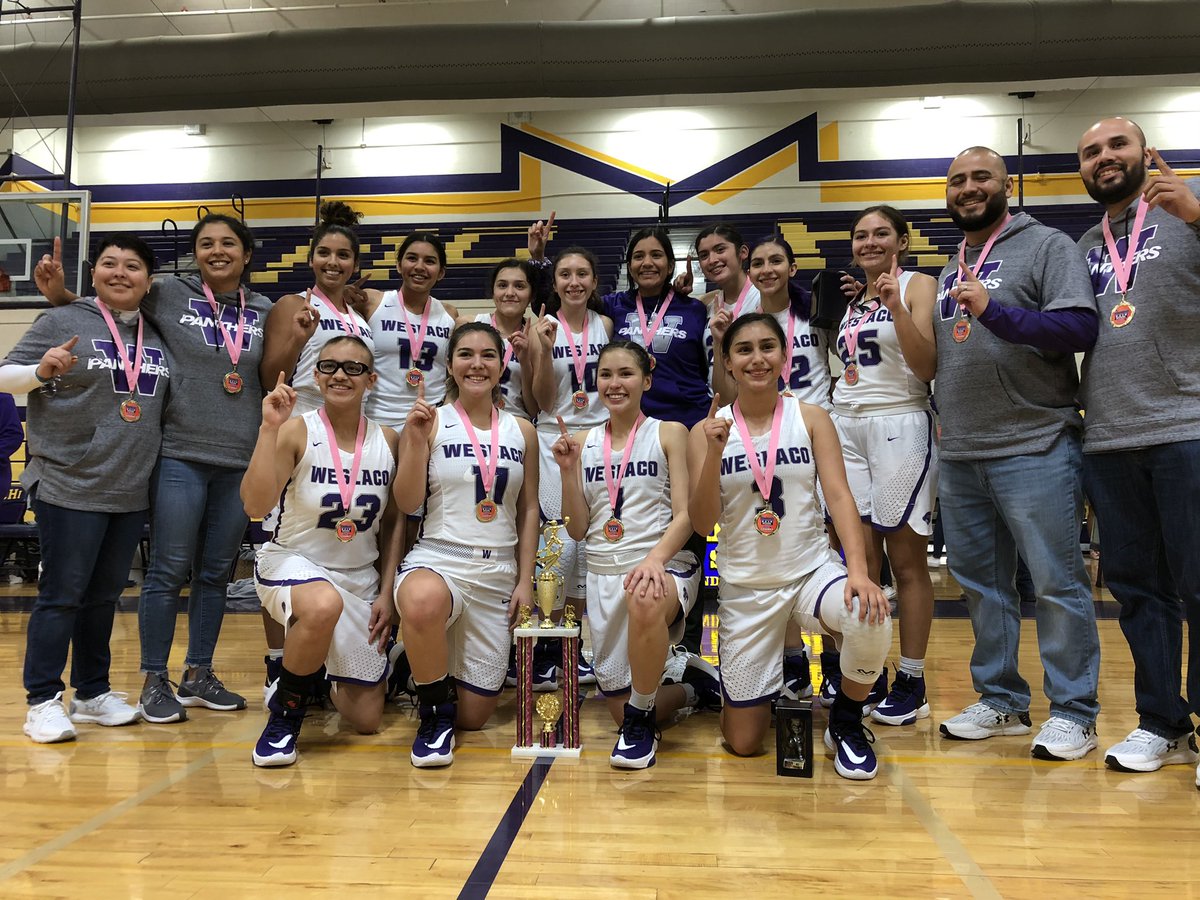 ByAndyMcCulloch's tweet photo. Weslaco wins the Border Brawl tourney, with Harlingen in 2nd and Hidalgo winning the consolation bracket.

All-Tourney Team
Hayley Villalpando (Weslaco)
Jazmin Saenz (Weslaco)
Alexis Coto (Harlingen)
Karla Reyes (Harlingen S)
S. Solitaire (SA Clark)

MVP: Melanie Carrion, Weslaco https://t.co/CdCBmlhS7E