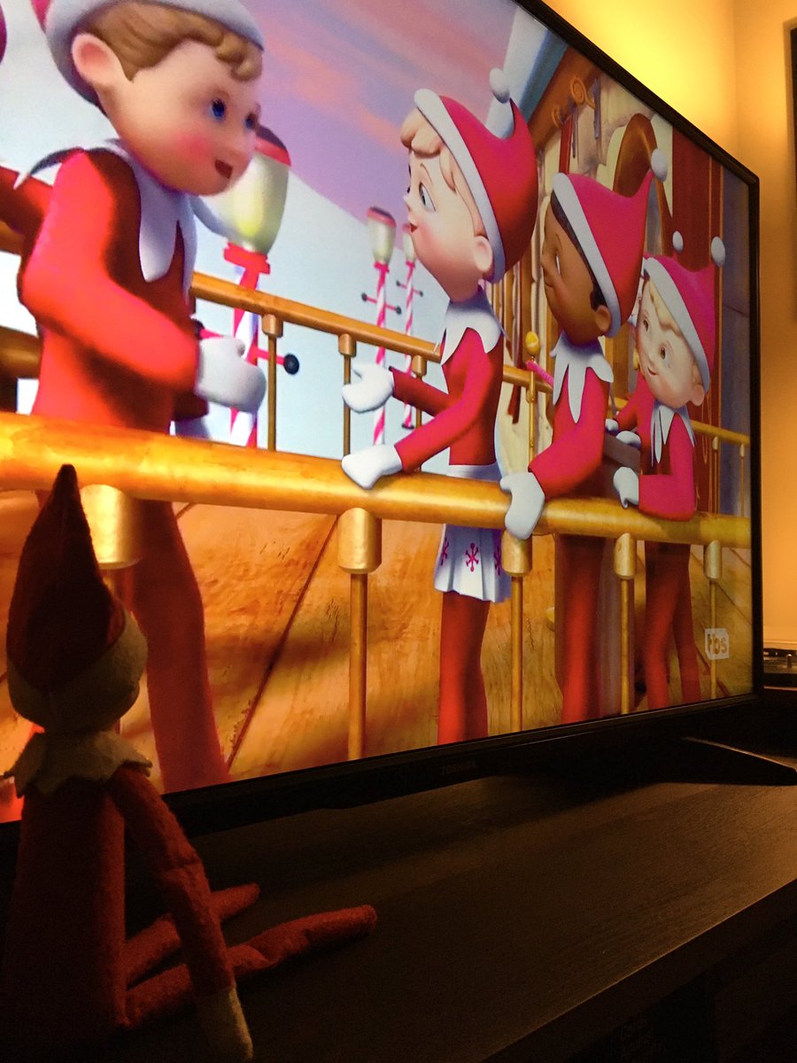Tappy’s frends are in a moooooovie!! Tappy likes Die Hard better. Wut’s yir favrite Christmas moooovie?? <a href="/elfontheshelf/">elfontheshelf</a> <a href="/DieHard/">Die Hard</a>