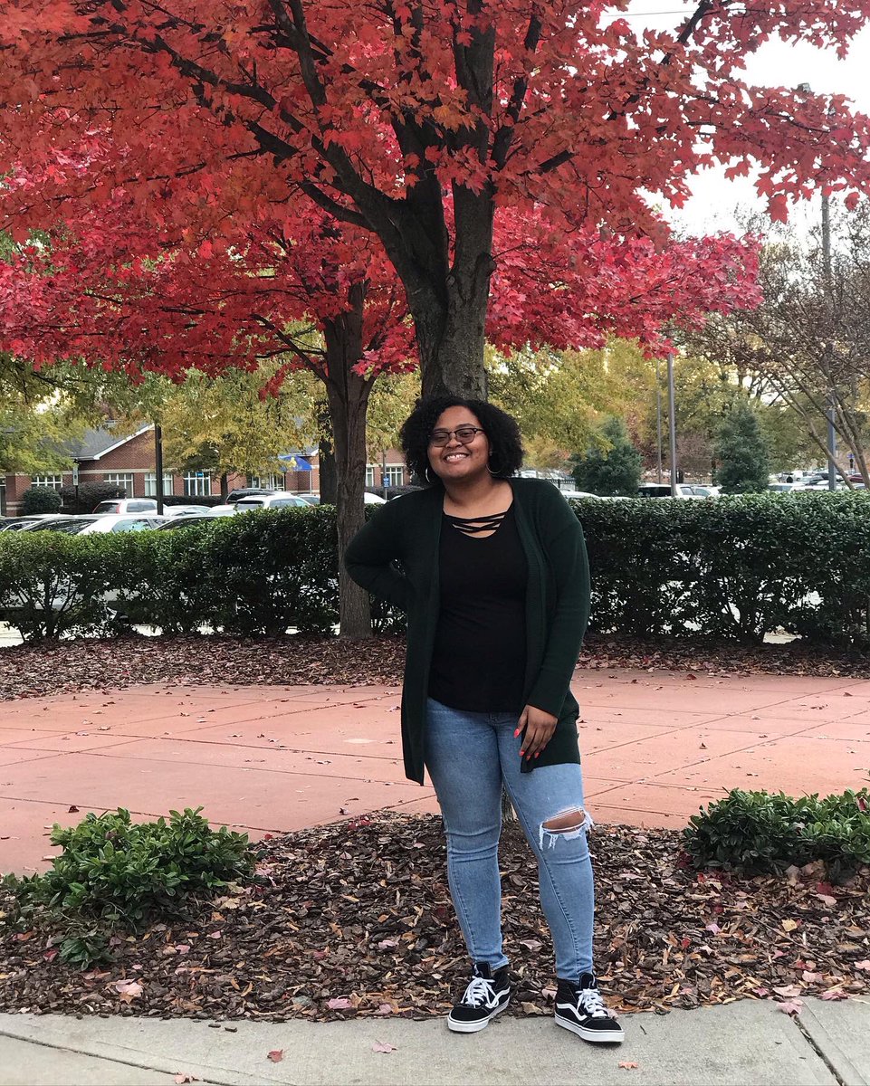 Lexii_Hooks's tweet photo. Light breeze, Colorful breeze 🍁🍂
📸:@Rul3rr https://t.co/O5sbdzxLvL