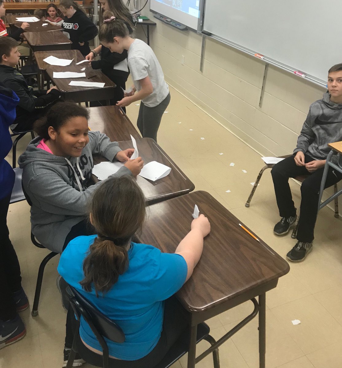 MrsKincaid5K's tweet photo. Practicing spelling? Yes! These kids are so creative! #NStarPride #KCSDPride https://t.co/W02xeKtaX0