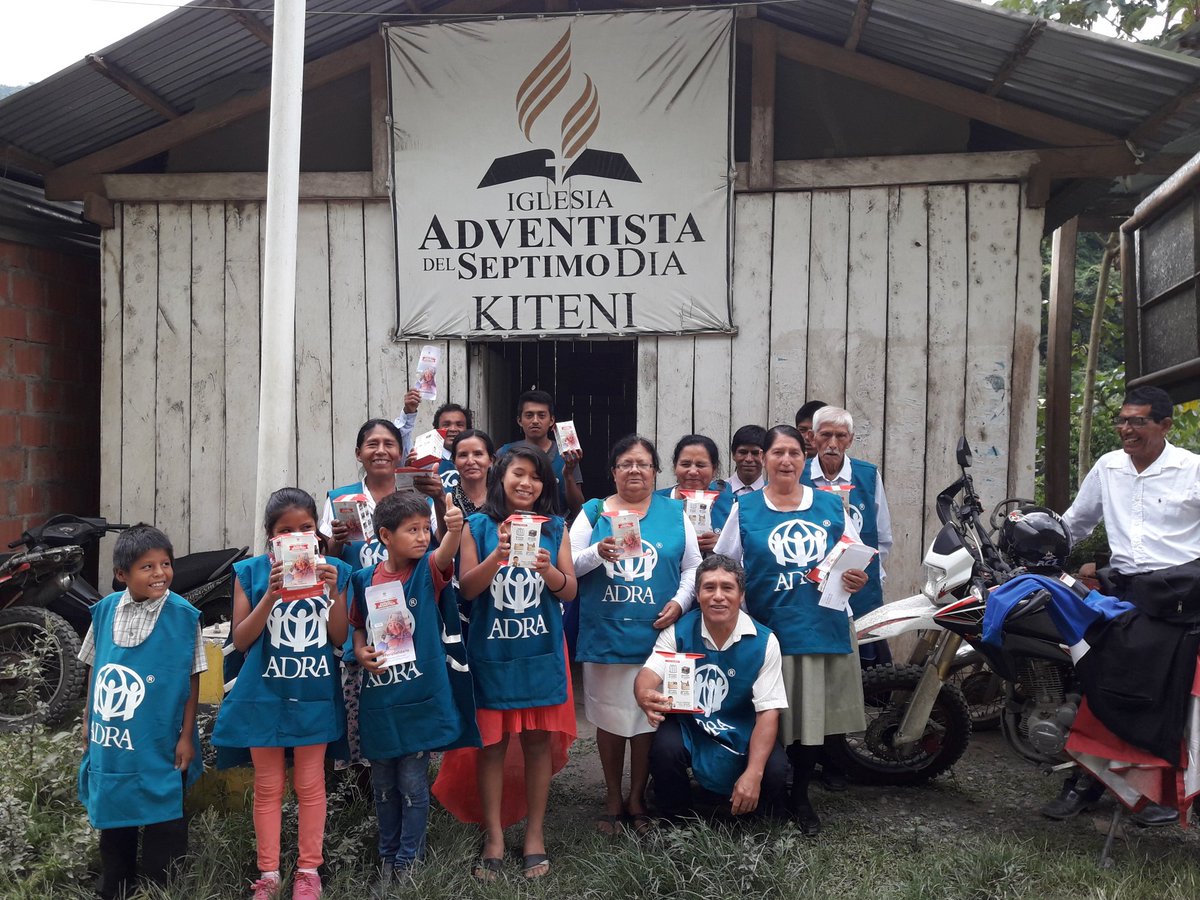 Hoy en la iglesia de Kiteni todos nos pusimos la camiseta de <a href="/adraperu/">ADRA PERÚ</a> para ser parte del gran día de recolección 2019. En el DM #LaConvencion vivimos el servicio... <a href="/AdventistasUPS/">Adventistas Perú - UPS</a> <a href="/AdventistasMSOP/">Adventistas MSOP</a> @Pr_RaulYaranga #MSOP #Conectados