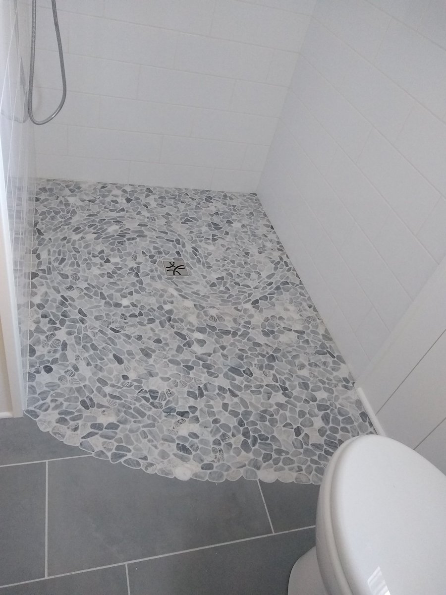 KBallin's tweet photo. The #pebblescribe @schlutersystemsna #curblessshower is complete. This one took a lot of fine tuning but came together in the end and the customer loves it.

#skyrofloors #pebbles #certifiedfloorcoveringinstaller #cfi #13604 #certifiedtileinstaller #cti #1392 #njflooringinstaller https://t.co/QG0zYv2uCc