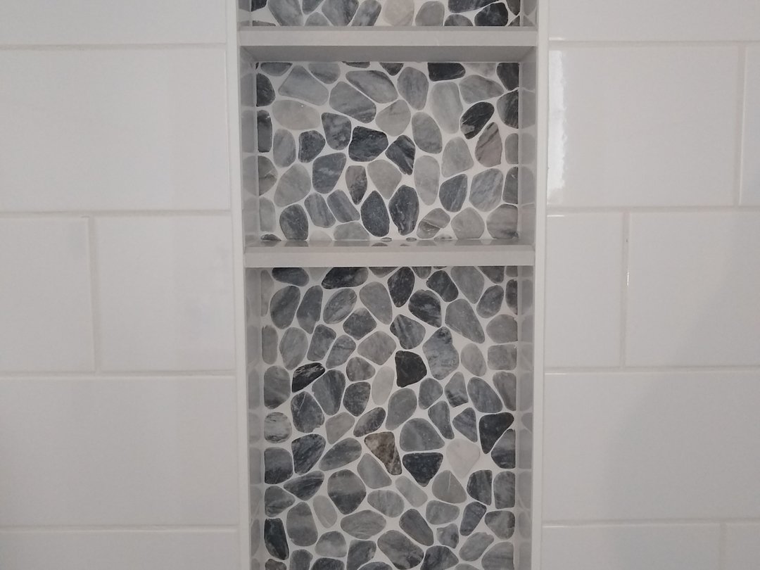 KBallin's tweet photo. The #pebblescribe @schlutersystemsna #curblessshower is complete. This one took a lot of fine tuning but came together in the end and the customer loves it.

#skyrofloors #pebbles #certifiedfloorcoveringinstaller #cfi #13604 #certifiedtileinstaller #cti #1392 #njflooringinstaller https://t.co/QG0zYv2uCc