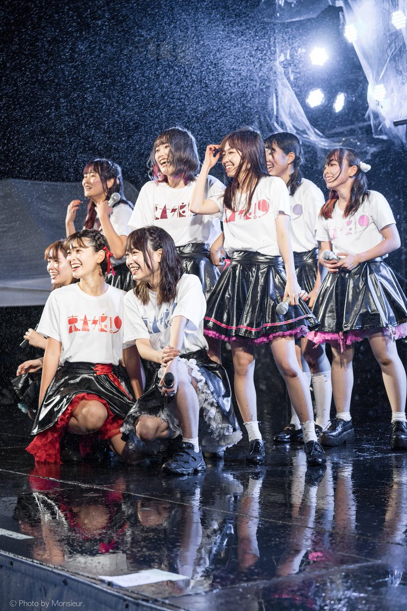 misstodai201802's tweet photo. 昨日東大娘。’19のラストステージに来てくださった方々、雨の中本当にありがとうございました😂
駒場祭最終日の本日は、13:00〜13:40にグラフェスにて東大CHOCO=CROWのラストステージがあります💐
これが、私の人生最後のアイドルコピーダンスのステージとなります。
皆さん、絶対来てくださいね❣️🥰 https://t.co/qHcDqZtVH6