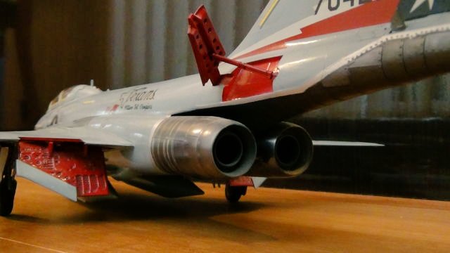 milk_Kameo's tweet photo. 30数年前に作ったヤツですが( ˊᵕˋ )
#このタグを見た人はカッコいい後ろを貼る
#f101b #48スケモ https://t.co/CV1w3IZXlP