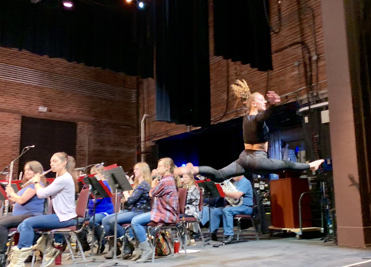ChippewaDance's tweet photo. Rehearsal https://t.co/gXk4WCVwsM