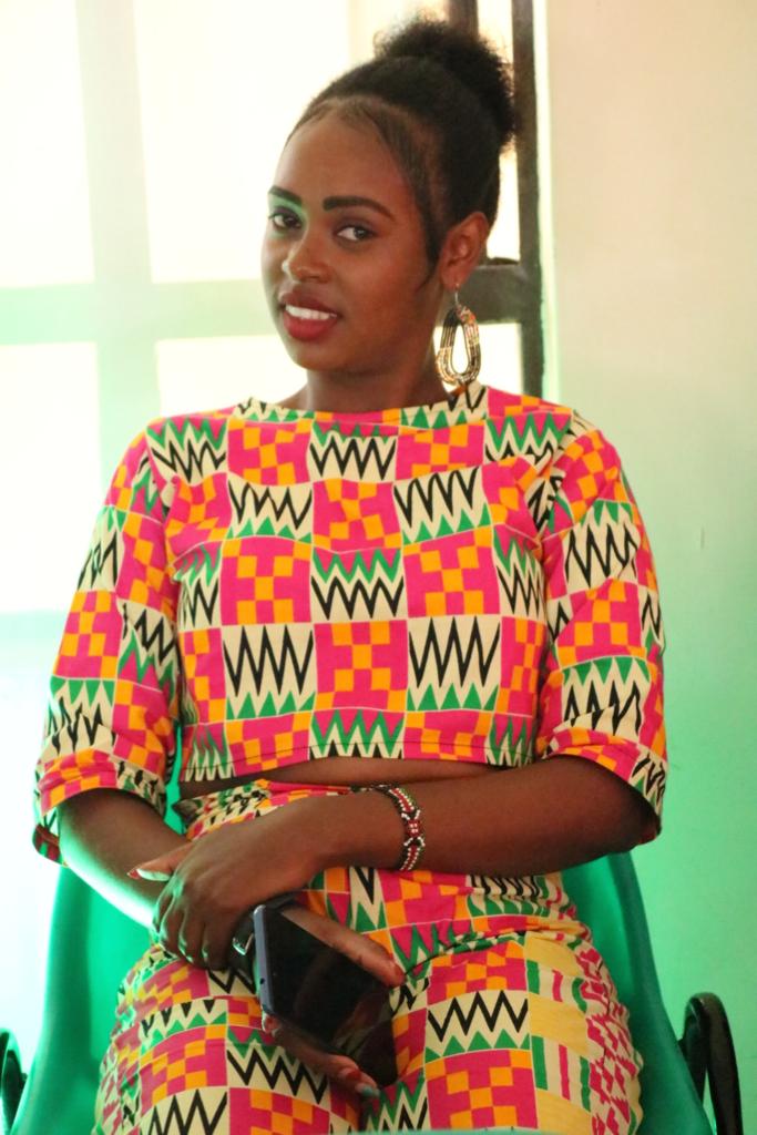 LMiroyo's tweet photo. Dressing nicely always attracts good things in life @multimedia_uni #FashionIsLife #MMUEventsManagement #Classof2020 https://t.co/oieFhFTOzN