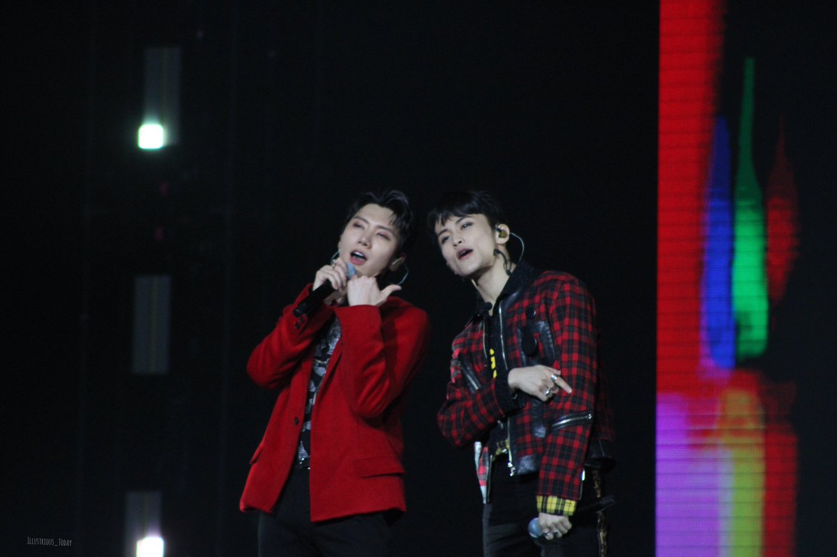 illustrious_to's tweet photo. ⊹ (◠‿◠✿)

⊹191119 

#TEN #텐 #MARK #마크 #NCT #WayV #SuperM #SuperMinNYC #SuperMinNorthAmerica #SuperMinNY #SuperMInNewYork #WeAreTheFuture #WeAreTheFutureTour https://t.co/K3Fa1Z4gRl