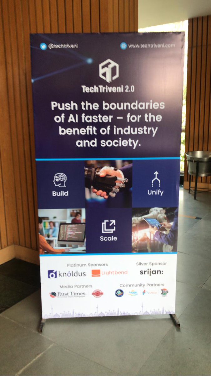TechTriveni's tweet photo. Over 200 #developers, #students, #DataScientists, #DataEngineers & global business leaders from different cities joined us for the #TechTriveni for the latest community & open source developments around AI/ML & #Reactive & #FunctionalProgramming & more! #techconference #delhin https://t.co/28Dx1G6iG7