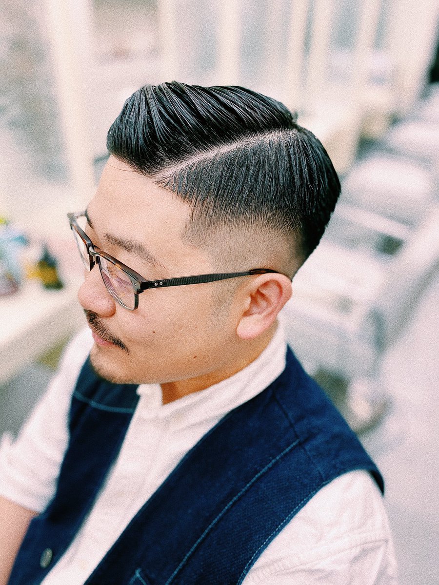 Mr G 0bro Cut Club 徳島でメンズカットなら Mr G 0bro Cutclub ミスタージーゼロハチハチブロカットクラブ 悪党徳島兄弟髪切倶楽部 徳島 北矢三 田宮 徳島美容室 ヘアサロン 刈り上げ フェード フェードカット Fade Fadecut 散髪 メンズ