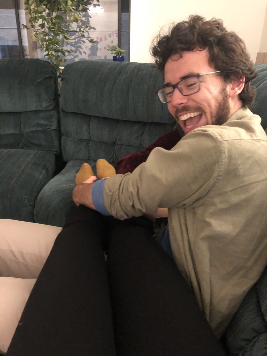 gays4gabe's tweet photo. This picture cleared my acne, toned my arms, healed my childhood trauma, and made me ascend 5 tax brackets. The power of Gabe ugh https://t.co/jWEdzhmkFH