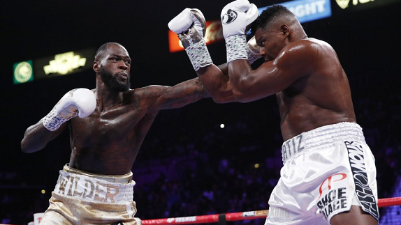ringside24's tweet photo. https://t.co/wnpEEwngxe Хорошо, когда есть такая ударная правая https://t.co/ZSYEca34aA