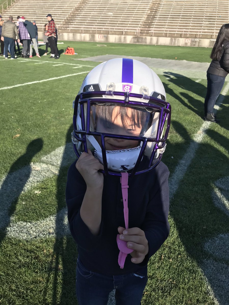 ShaneandWyatt1's tweet image. Congratulations to the @PatriotLeagueFB league Champions @HCrossFB and to  @CoachBobChesney and his staff for a great season. We are thrilled that we started our season at Holy Cross. We will be cheering for you in the playoffs @GoHolyCross @PatriotLeague #shaneandwyatt