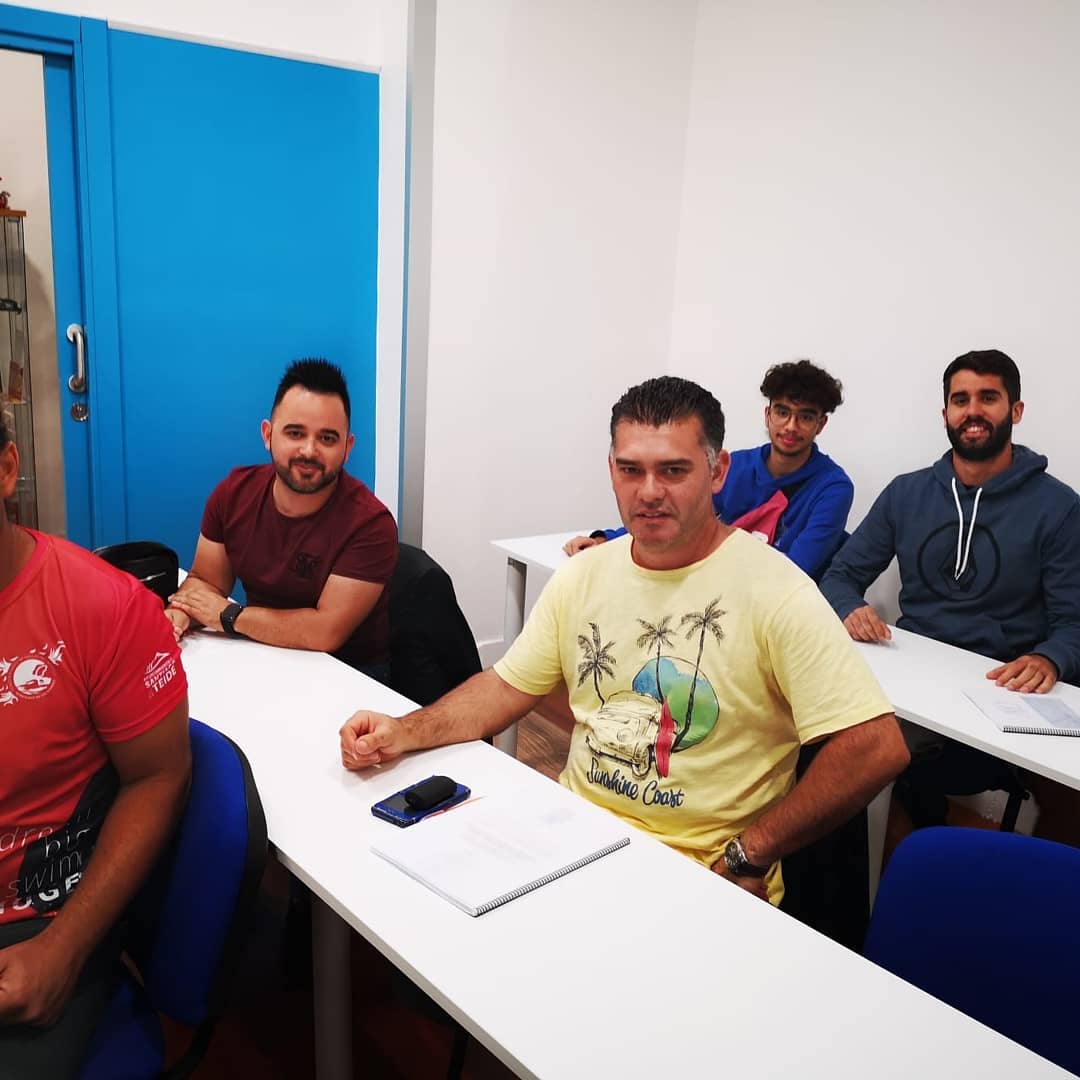 ASDIntegral's tweet image. Acaba una semana intensa con la finalización del curso "Condiciones sanitarias de piscina de uso colectivo" (Mantenimiento de Piscina). Y el "Taller de Control de Hemorragias "(BCON) Bleeding Control..
Enhorabuena a los nuevos titulados.!!🎓