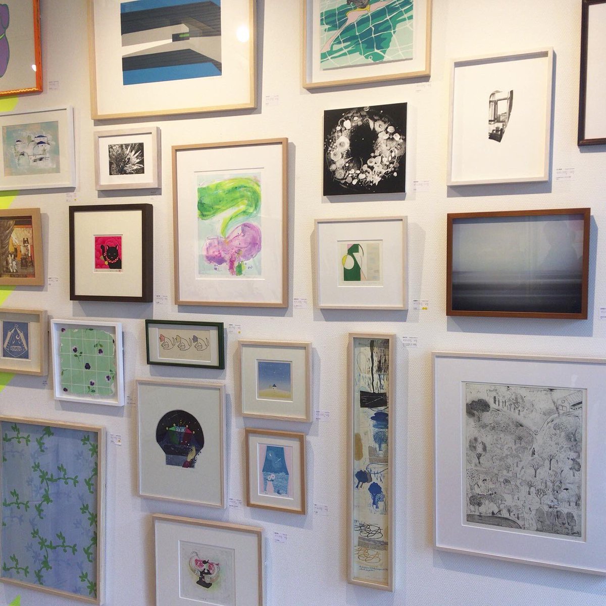 安井海洋 Print For Sale Garlie La Paix 片山浩氏による企画 版画 写真 衣服 文具などの Print を手に取りやすい形で販売するコンセプトは 久保貞次郎氏の小コレクター運動を思わせる 画像の作品は坂井淳二氏 伊藤里佳氏 Re Litho T