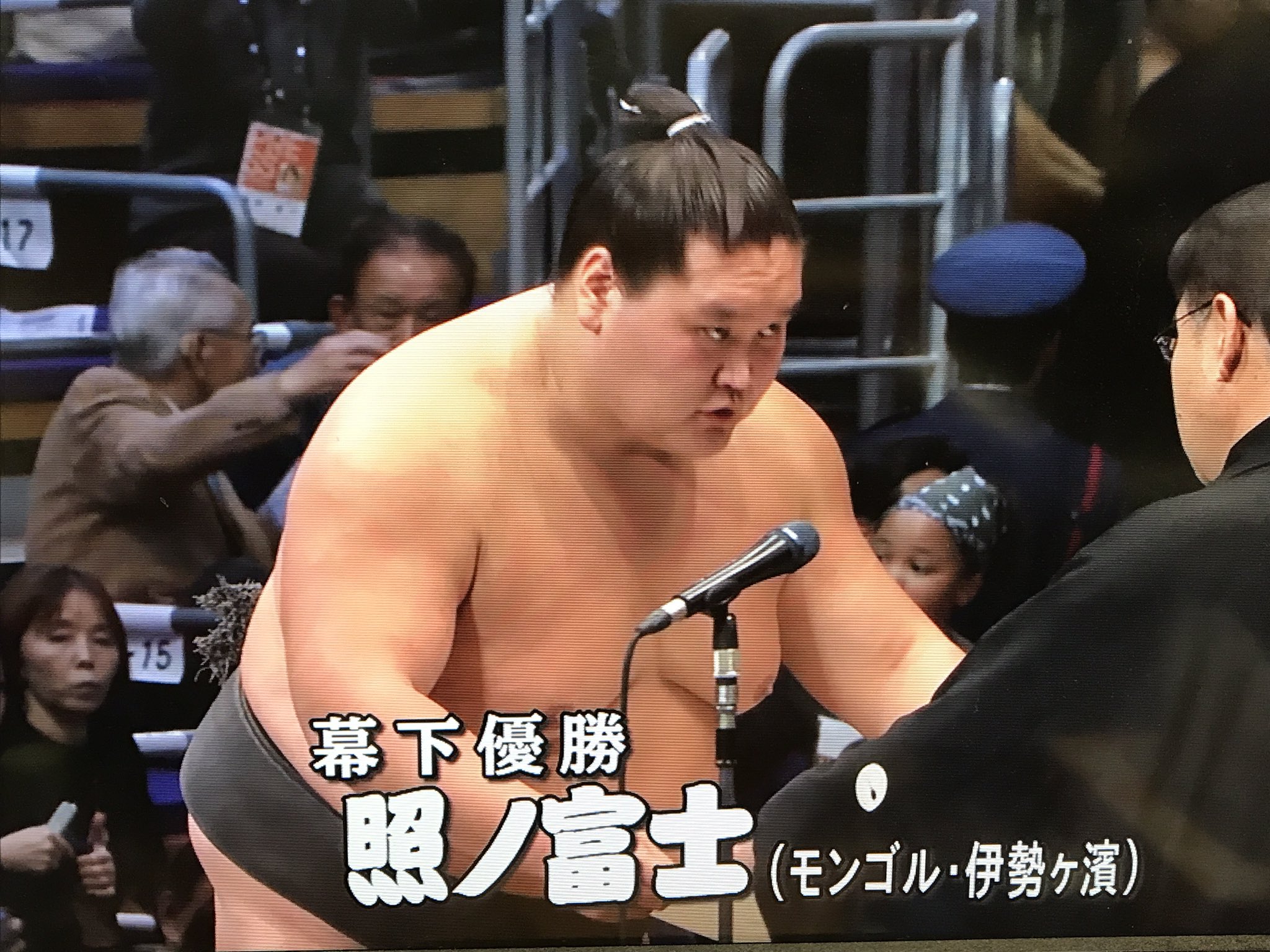 Sumo Soul 相撲魂 And The Two Higher Divisions Former Ozeki Terunofuji Already Has Yusho In Juryo Makuuchi And Many Jun Yusho From Previous Years And Juryo Champ Azumaryu Who I Sumo Soul 相撲魂 And The Two Higher Divisions Former Ozeki Terunofuji Already Has Yusho In Juryo Makuuchi And Many Jun Yusho From Previous Years And Juryo Champ Azumaryu Who I
