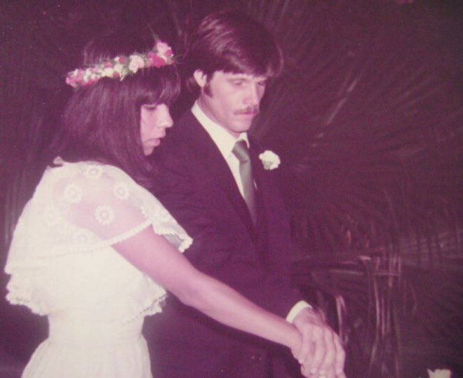 lilicsgarzon's tweet photo. #EsteFinde @todonoticias @dominiquemetz 37 años de casados , iglesia Santo Tomàs Moro , el tema Pompas y Circunstancias https://t.co/g8OYkCiT8O
