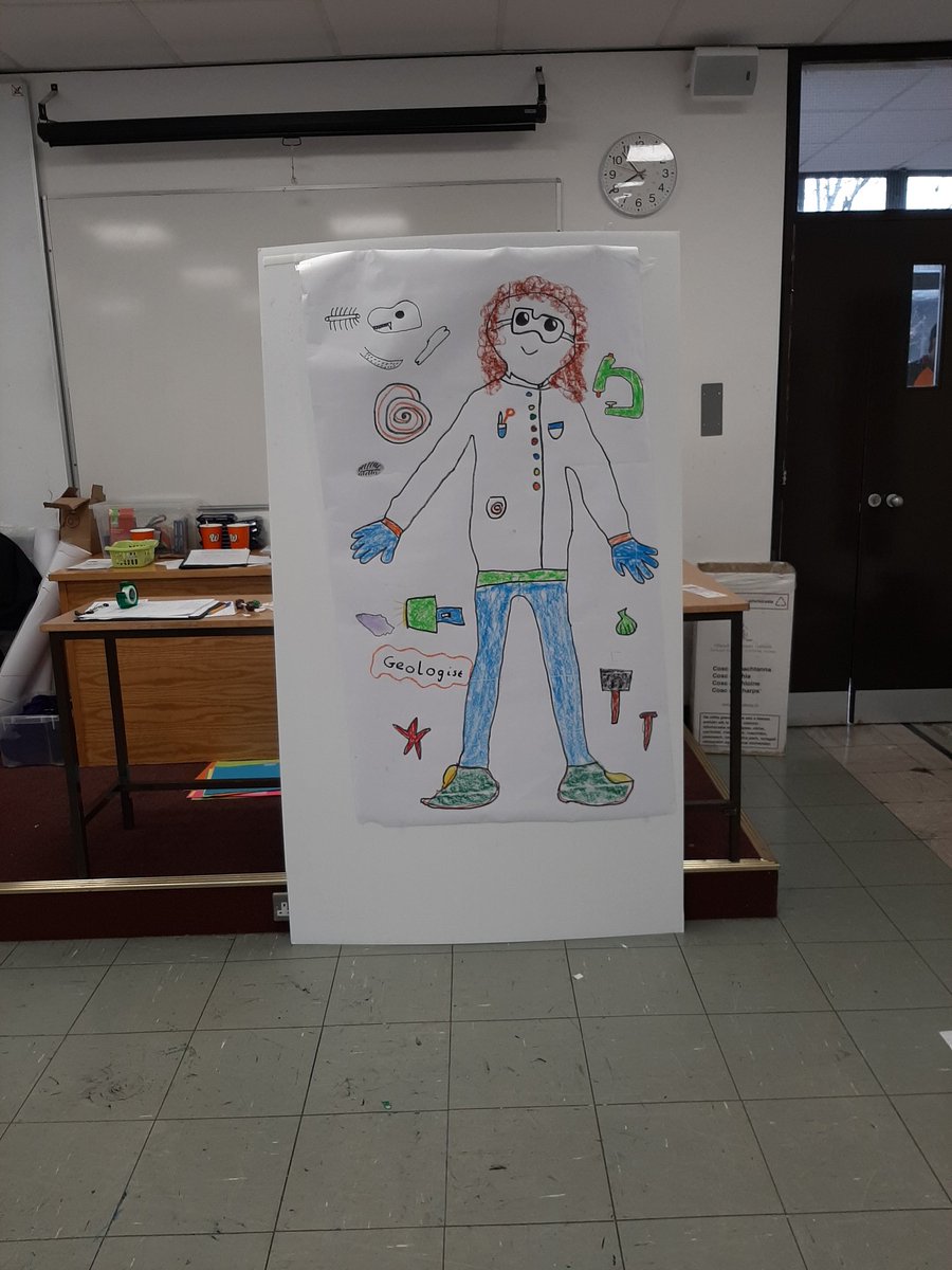 ACardinot's tweet image. Some great scientists are being created today in #artyscientist workshop! #galwayscience #believeinscience #cellexplorers 
@scienceweek @FranceinIreland @cellexplorers @galwayscience @scienceirel @nuigalway