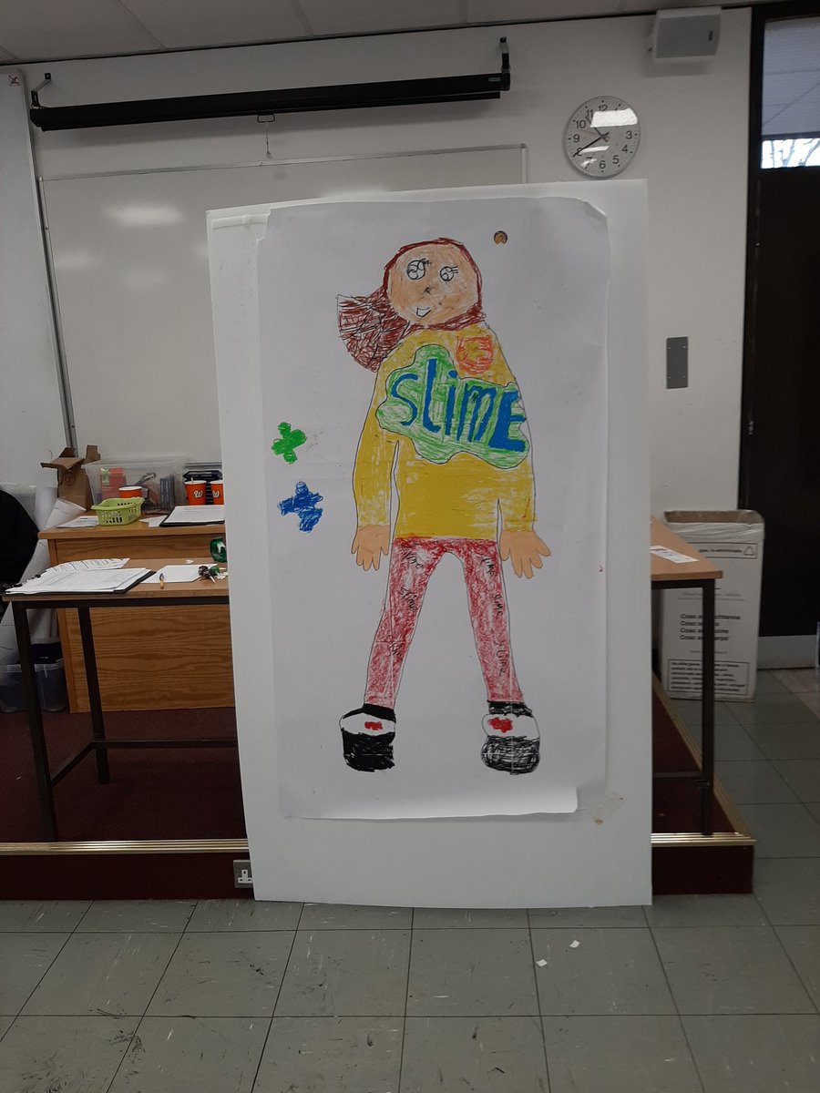 ACardinot's tweet image. Some great scientists are being created today in #artyscientist workshop! #galwayscience #believeinscience #cellexplorers 
@scienceweek @FranceinIreland @cellexplorers @galwayscience @scienceirel @nuigalway