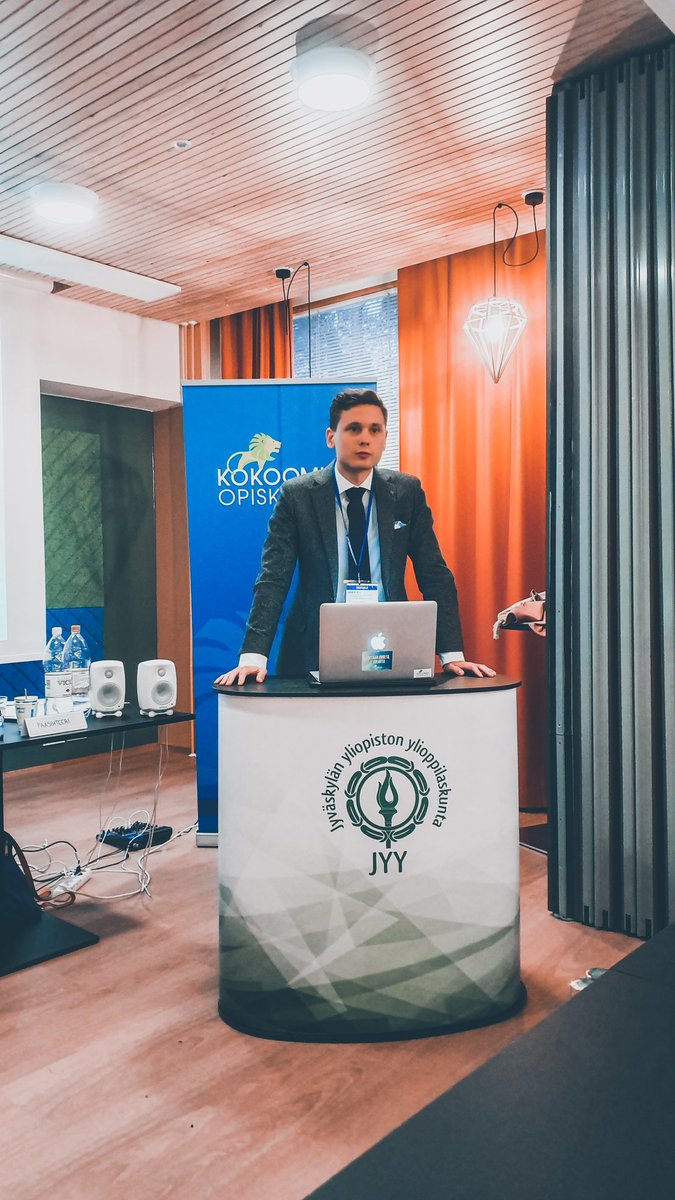 Tuhatkunta's tweet photo. Kokoomusopiskelijoiden puheenjohtajaksi vuosille 2020-2021 on valittu @JeremiasNurmela ! 💙 
#tkliko #kokoomus #kokoomusopiskelijat https://t.co/OjN92MGj2f