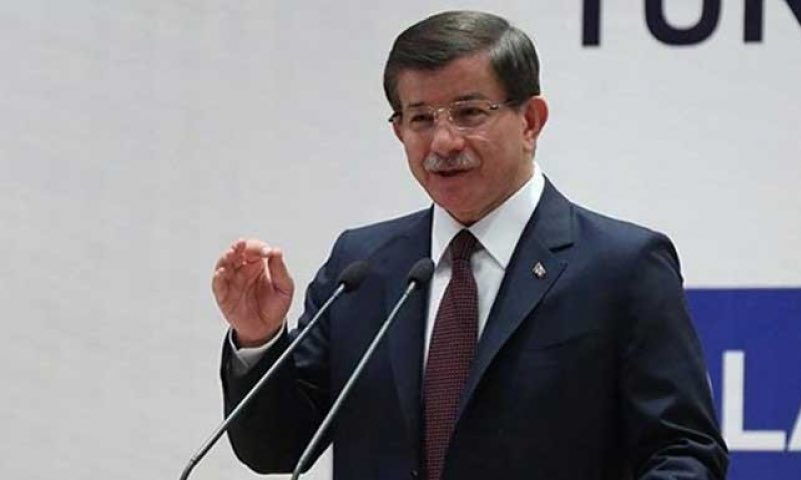 #24KasımÖğretmenlerGünü            “Sevgili meslektaşlarım, onur ve aşkla icra ettiğiniz görevinizde yetiştirdiğiniz evlatlarımız için sizlere minnettarız. 24 Kasım öğretmenler gününüzü tebrik ediyor yavrularımızın gözlerinden öpüyorum.”
Ahmet Davutoğlu