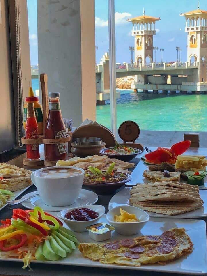 myTravilio's tweet photo. Breakfast in Alexandria, Egypt 💙😍
#breakfastwithaview

#alexandriaegypt #vscoegypt #alexandria_egypt #Thisisegypt #egypt #travel #sea #view https://t.co/s4rHhld1JV